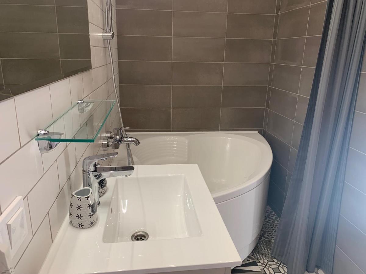 Appartamento Aquagate Jūrkalne Esterno foto